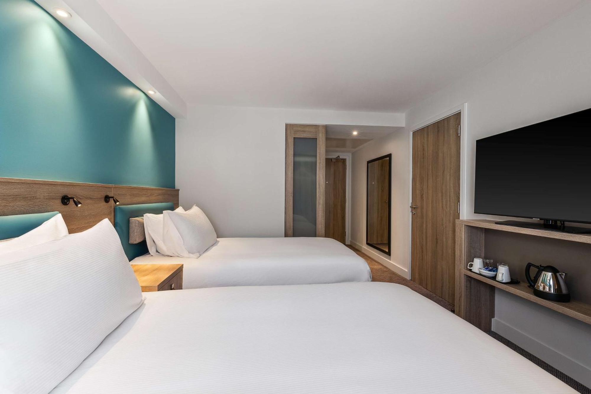 Hampton By Hilton Torquay Hotell Exteriör bild